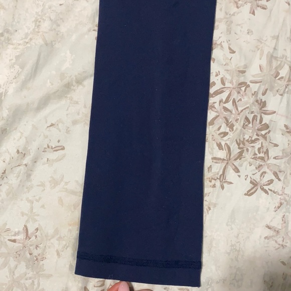 Lululemon High Rise - Picture 3 of 5